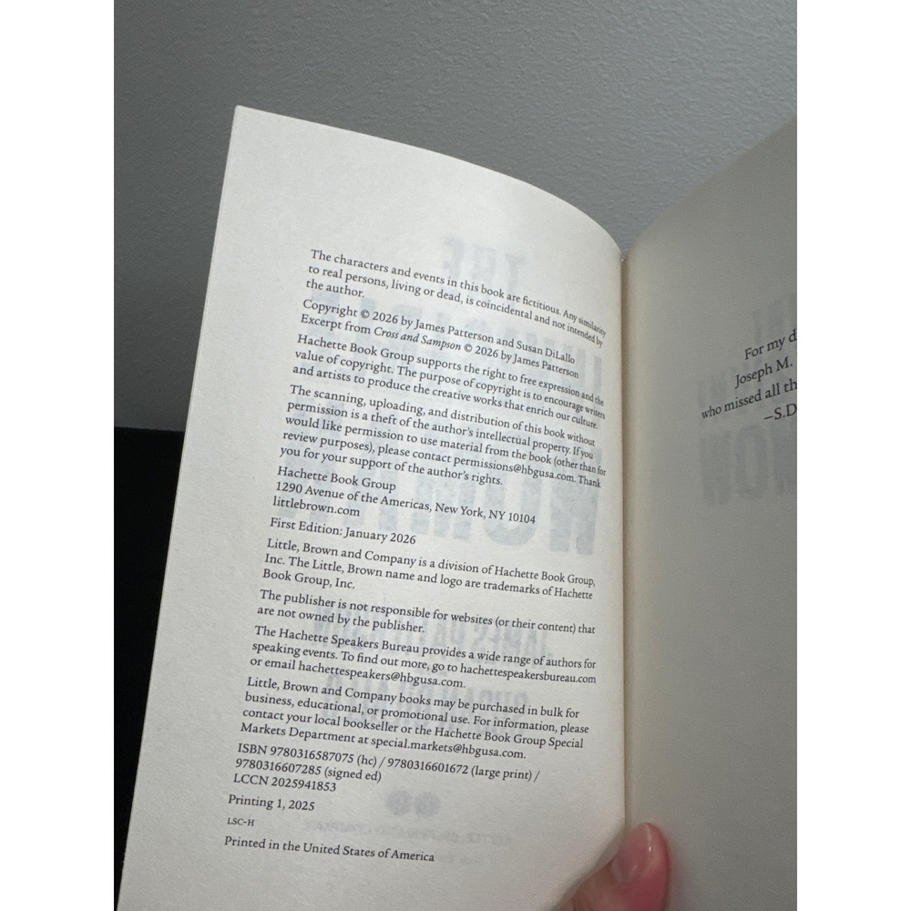 The Invisible Woman Book - Picture 4 of 4